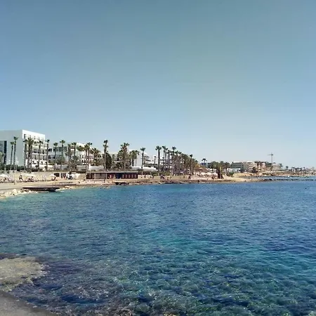 Paphos Inn Пафос