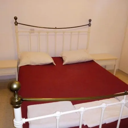 Hostel Paphos Inn *