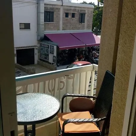 Paphos Inn Vandrerhjem