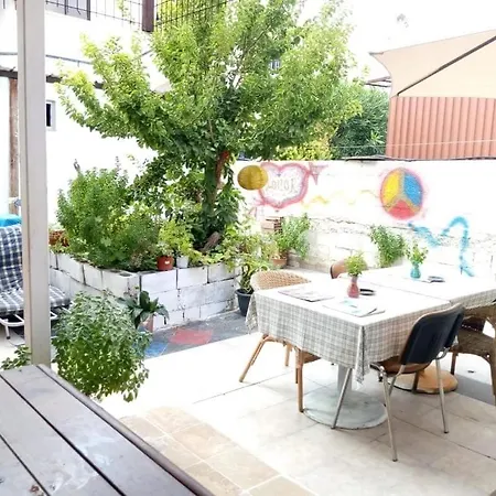 Хостел Paphos Inn Пафос
